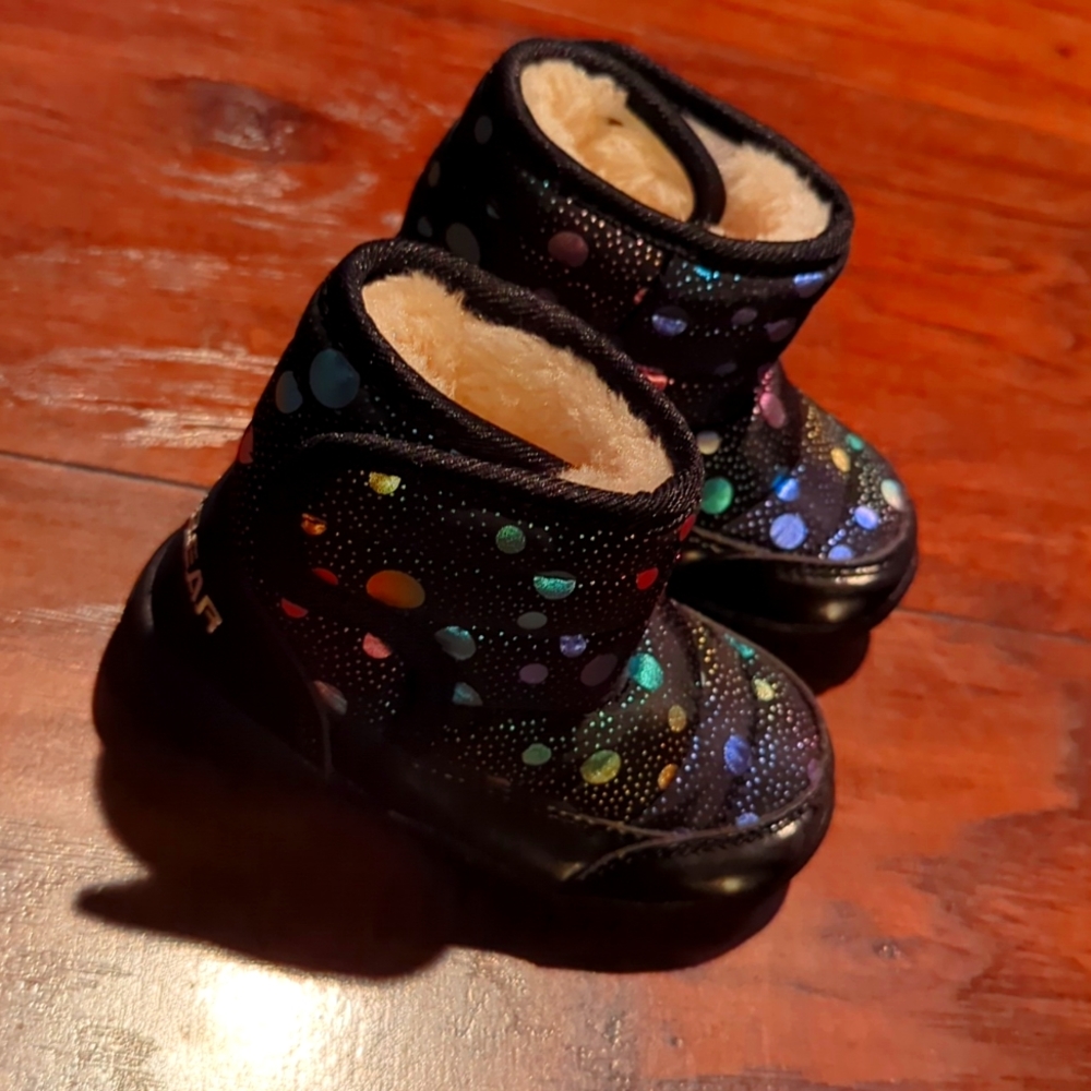 Toddler snow boots